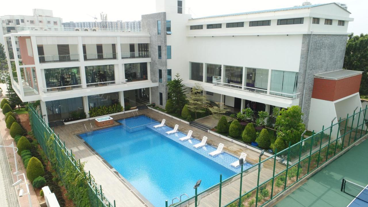 Vrr Astoria Hotel & Convention Center Bangalore Exterior photo