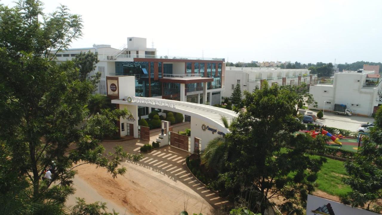 Vrr Astoria Hotel & Convention Center Bangalore Exterior photo