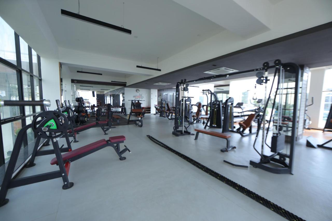 Vrr Astoria Hotel & Convention Center Bangalore Exterior photo