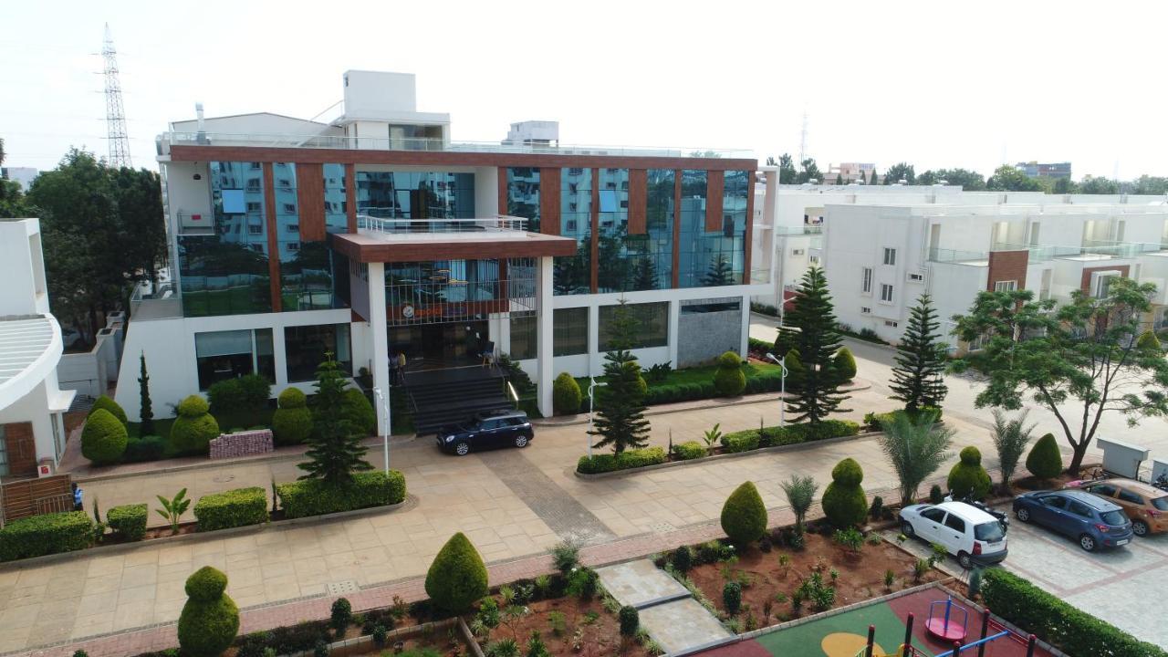 Vrr Astoria Hotel & Convention Center Bangalore Exterior photo