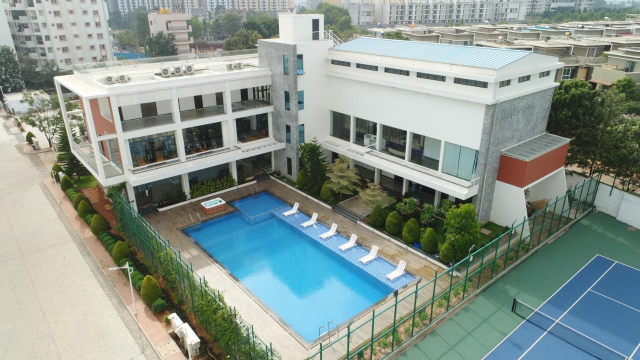 Vrr Astoria Hotel & Convention Center Bangalore Exterior photo