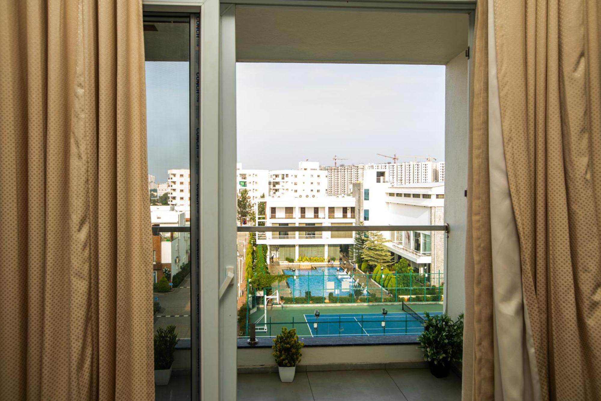 Vrr Astoria Hotel & Convention Center Bangalore Exterior photo